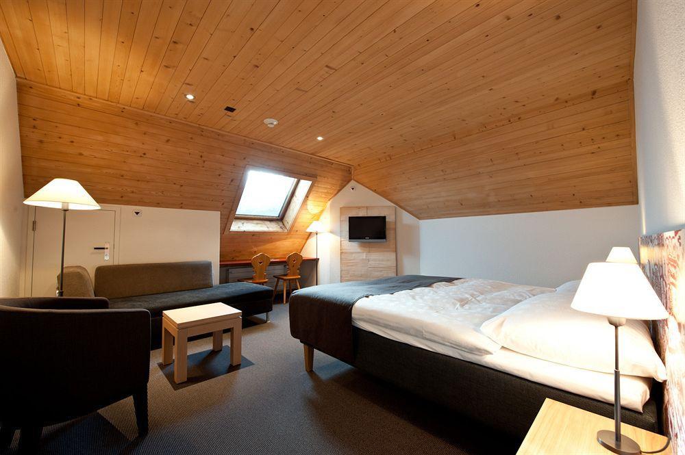 Hotel Landhaus Saanen Eksteriør billede