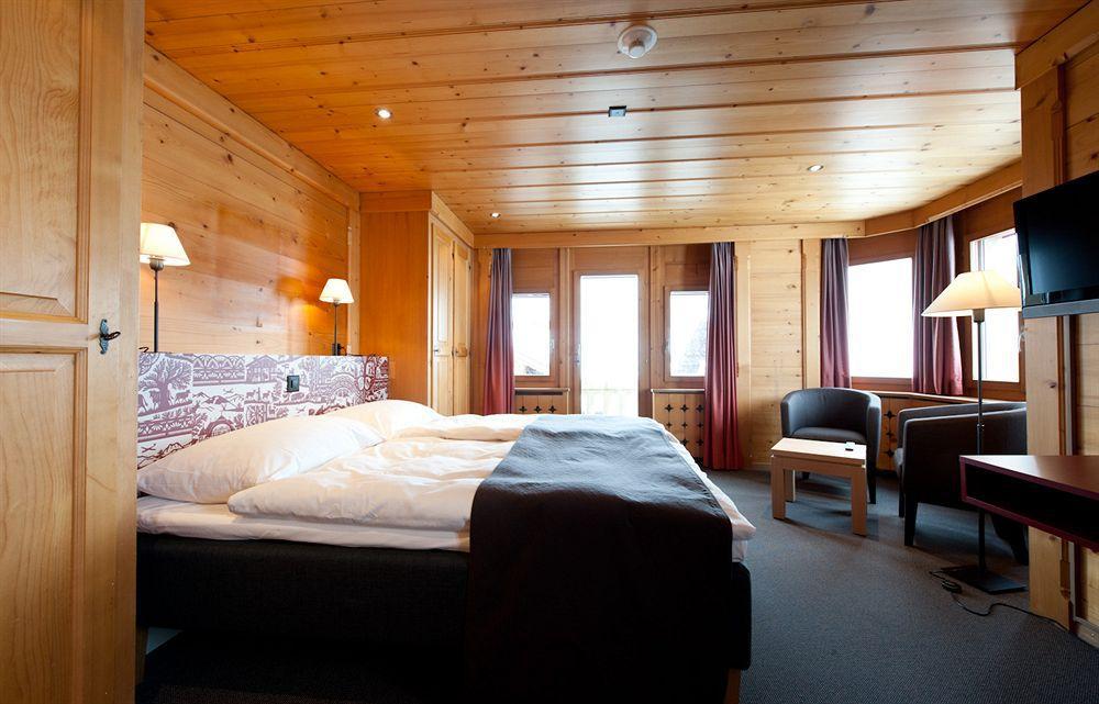 Hotel Landhaus Saanen Værelse billede